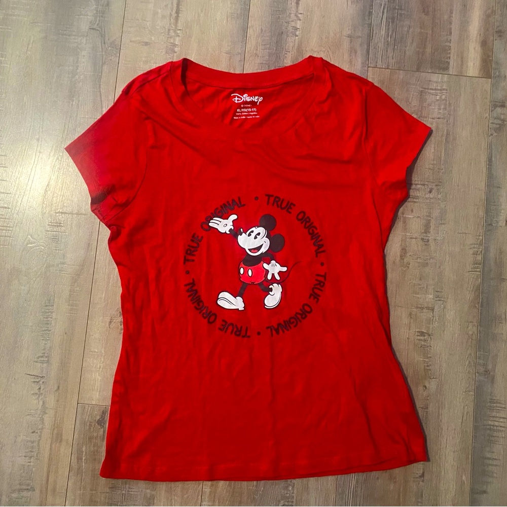 DISNEY Mickey Mouse T-Shirt NWOT